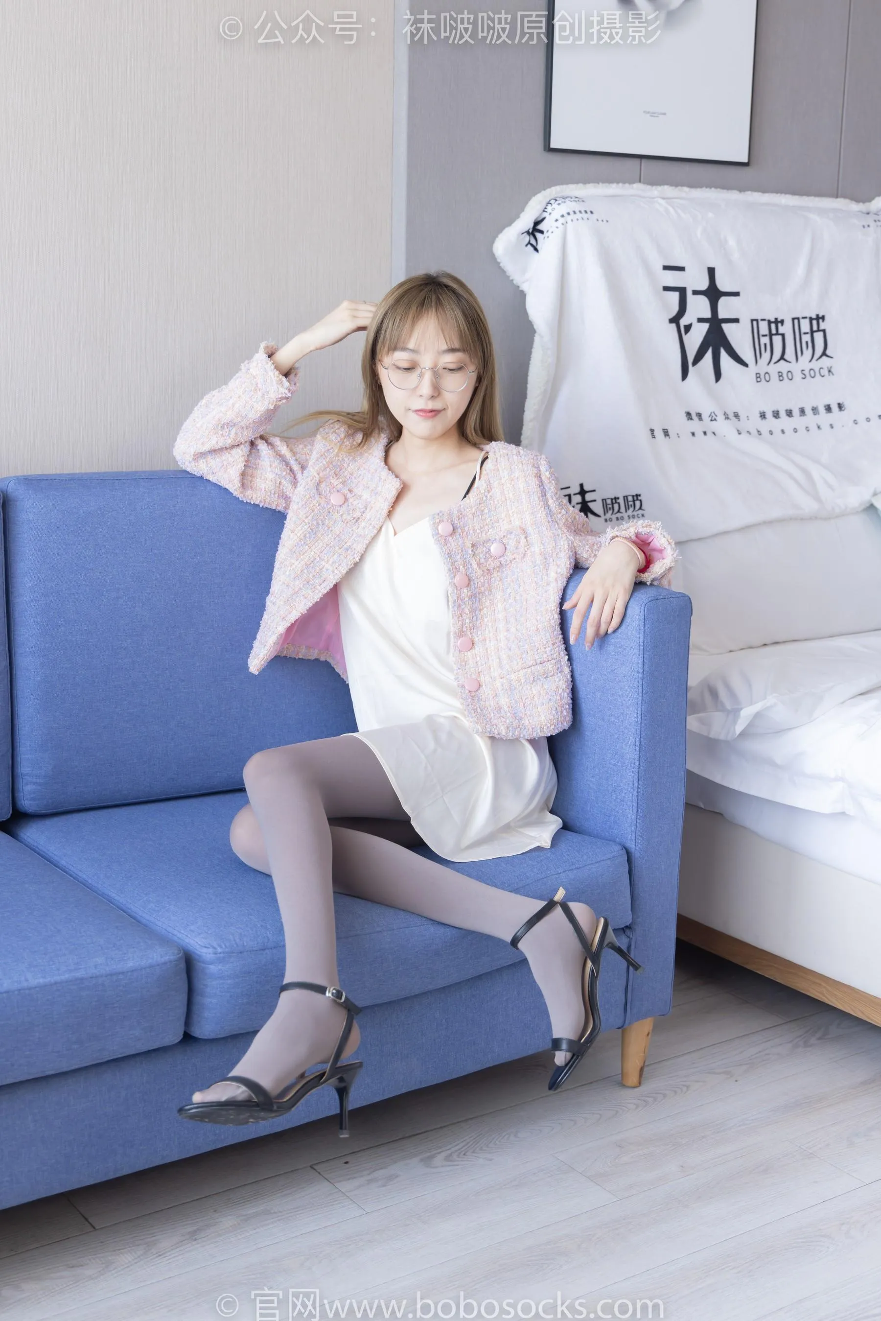 [BoBoSocks袜啵啵]NO.225 稚予-两双高跟鞋、厚灰丝[24] [46P]插图